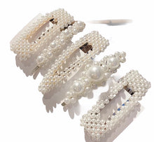 Load image into Gallery viewer, Fashion Pearl Hair Clips
